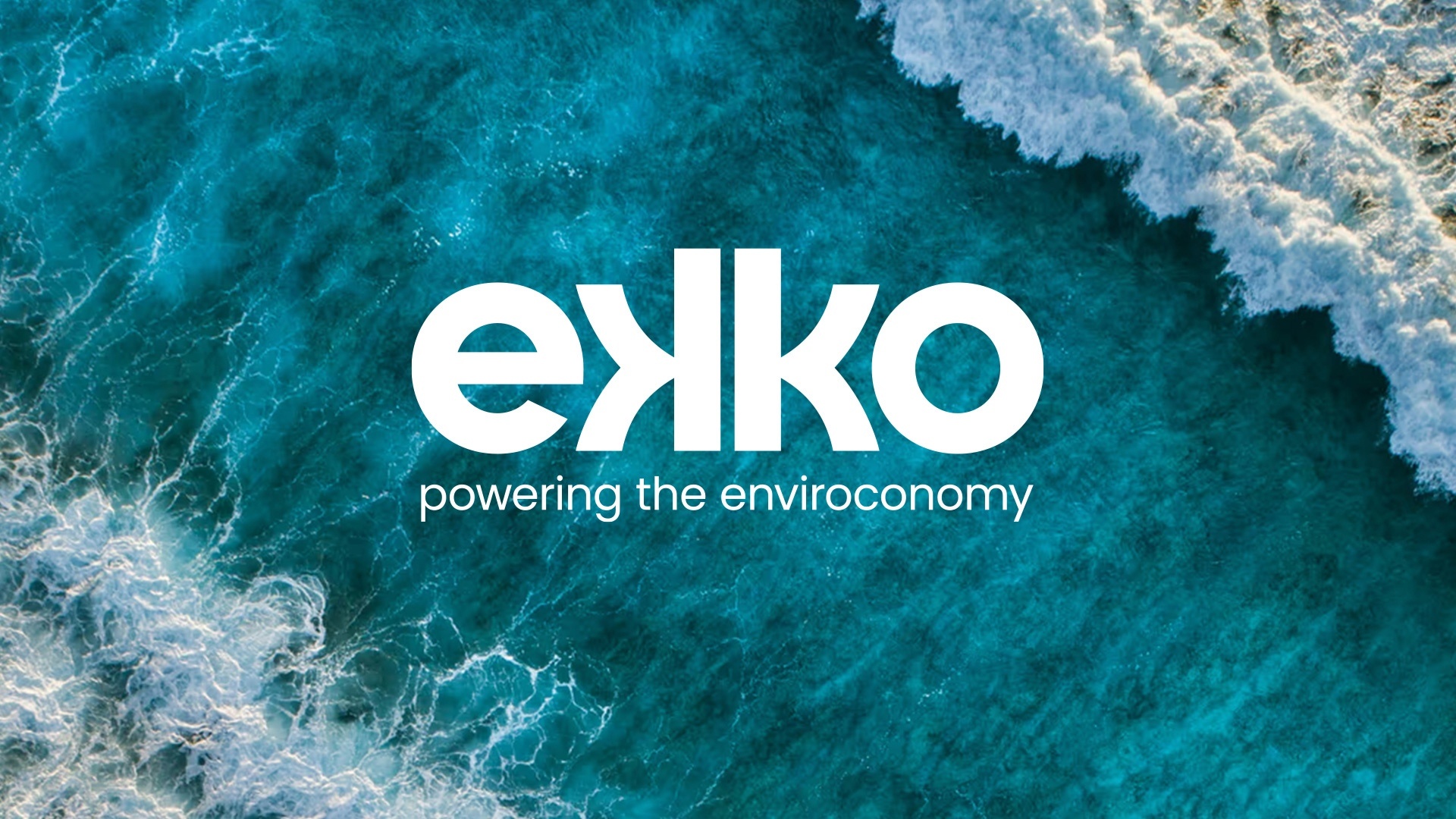 Ekko Logo BG Waves